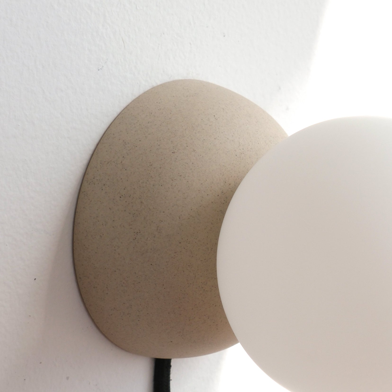Noir Sconce